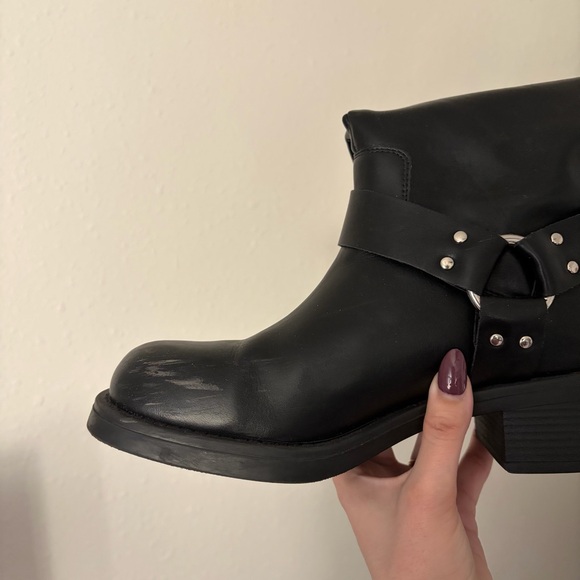 SOLD - Picture 9 of 11